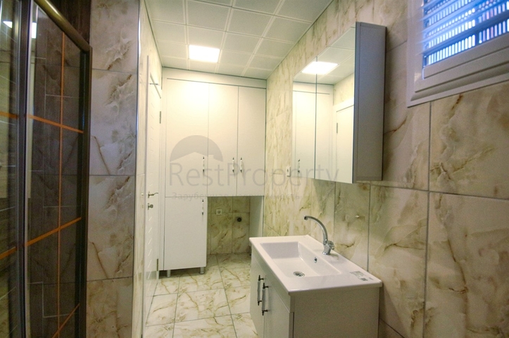 شقة 3 + 1 على مسافة قريبة من البحر في أنطاليا