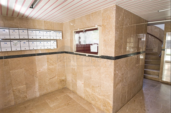 شقة 3 + 1 على مسافة قريبة من البحر في أنطاليا