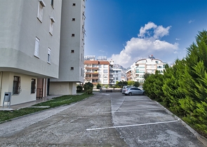 شقة 3 + 1 على مسافة قريبة من البحر في أنطاليا