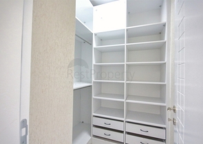 شقة 3 + 1 على مسافة قريبة من البحر في أنطاليا