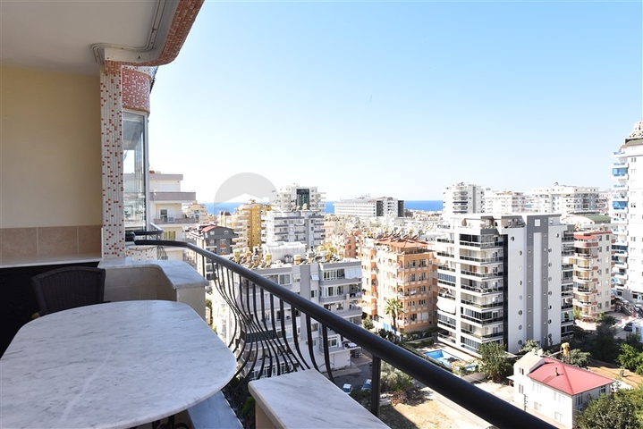 شقة اطلالة بحر في الانيا - تصميم 1+2 - في منطقة محمودلار / الانيا 