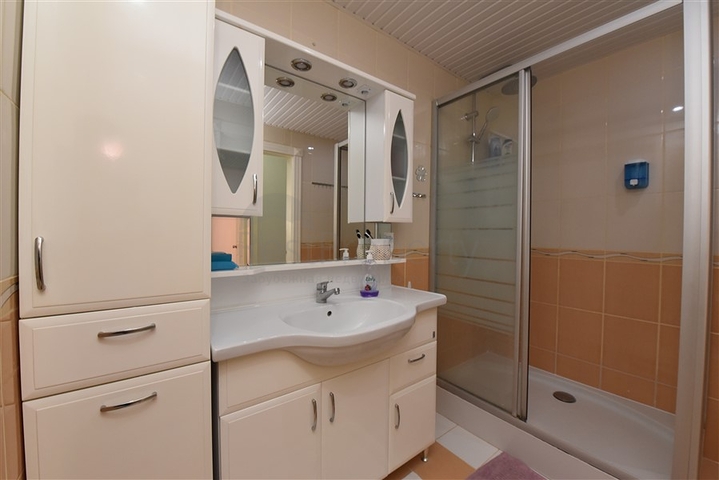 شقة اطلالة بحر في الانيا - تصميم 1+2 - في منطقة محمودلار / الانيا 