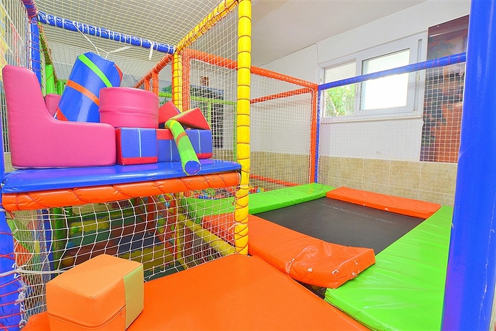 شقة اطلالة بحر في الانيا - تصميم 1+2 - في منطقة محمودلار / الانيا 