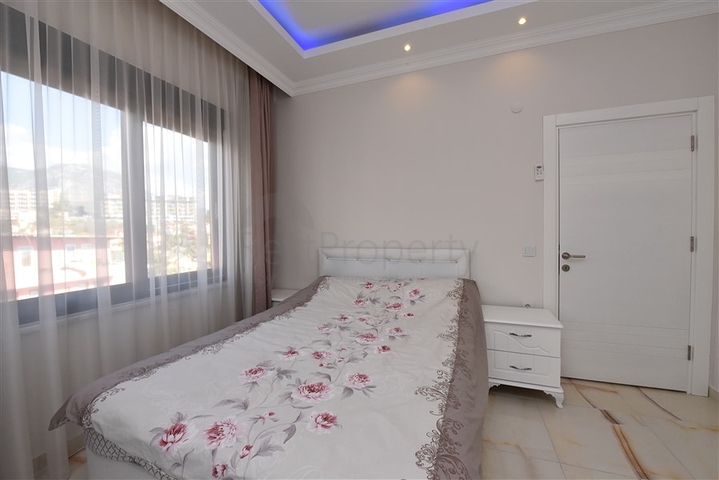 اطلالة بحر في كاستل - شقة غرفة وصالة مفروشة -في منطقة كاستل / الانيا 