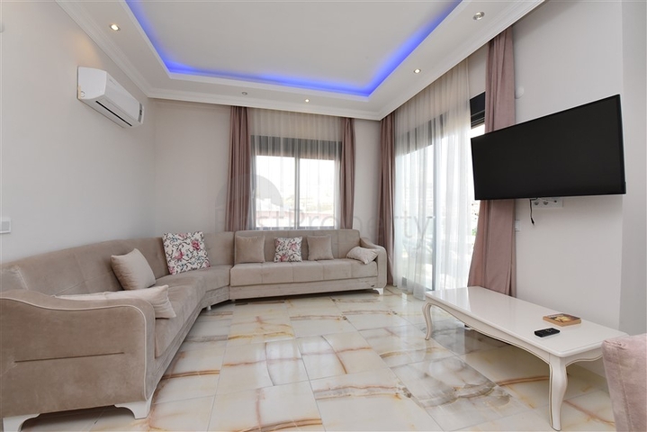 اطلالة بحر في كاستل - شقة غرفة وصالة مفروشة -في منطقة كاستل / الانيا 