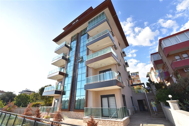 اطلالة بحر في كاستل - شقة غرفة وصالة مفروشة -في منطقة كاستل / الانيا 