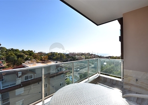 اطلالة بحر في كاستل - شقة غرفة وصالة مفروشة -في منطقة كاستل / الانيا 