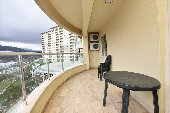 اطلالة بحر - شقة 3 غرف وصالة -ضمن مجمع غولد سيتي -الانيا / كارجيجاك 