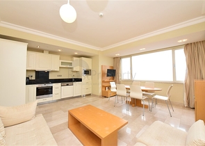 اطلالة بحر - شقة 3 غرف وصالة -ضمن مجمع غولد سيتي -الانيا / كارجيجاك 