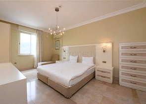 اطلالة بحر - شقة 3 غرف وصالة -ضمن مجمع غولد سيتي -الانيا / كارجيجاك 