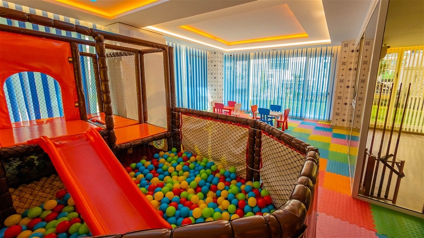 شقة اطلالة بحر في محمودلار - تصميم 1+1 - ضمن مجمع فاخر -محمودلار / الانيا 