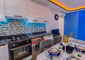 شقة اطلالة بحر في محمودلار - تصميم 1+1 - ضمن مجمع فاخر -محمودلار / الانيا 