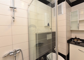 شقة مفروشة 1 + 1 في حي أفسالار 