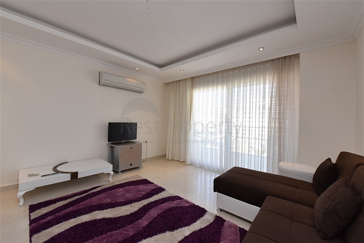 شقة ضمن مجمع فاخر -غرفة وصالة - في افسلار / الانيا 