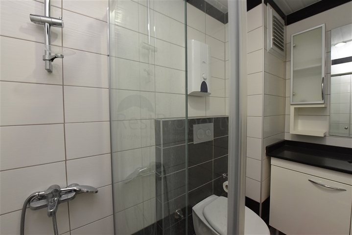 شقة ضمن مجمع فاخر -غرفة وصالة - في افسلار / الانيا 