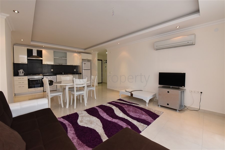 شقة ضمن مجمع فاخر -غرفة وصالة - في افسلار / الانيا 