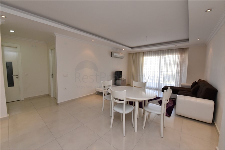 شقة ضمن مجمع فاخر -غرفة وصالة - في افسلار / الانيا 