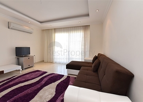 شقة ضمن مجمع فاخر -غرفة وصالة - في افسلار / الانيا 