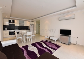 شقة ضمن مجمع فاخر -غرفة وصالة - في افسلار / الانيا 