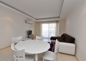 شقة ضمن مجمع فاخر -غرفة وصالة - في افسلار / الانيا 