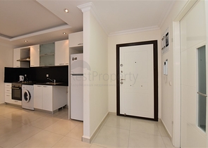 شقة ضمن مجمع فاخر -غرفة وصالة - في افسلار / الانيا 