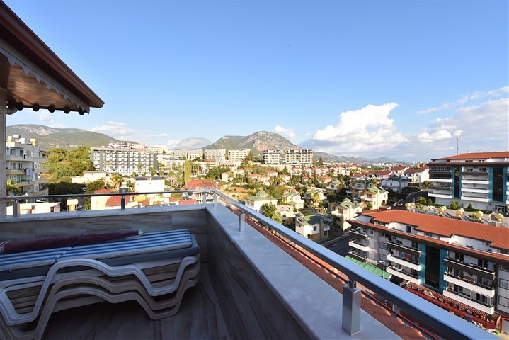 اطلالة بحر وقلعة - دوبلكس 4 غرف وصالة -في كاستل / الانيا 