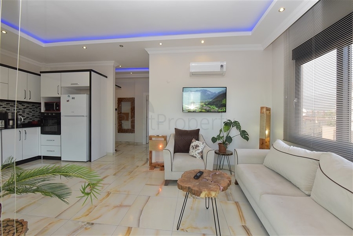 اطلالة بحر وقلعة - دوبلكس 4 غرف وصالة -في كاستل / الانيا 