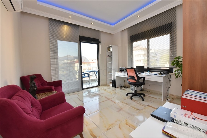 اطلالة بحر وقلعة - دوبلكس 4 غرف وصالة -في كاستل / الانيا 