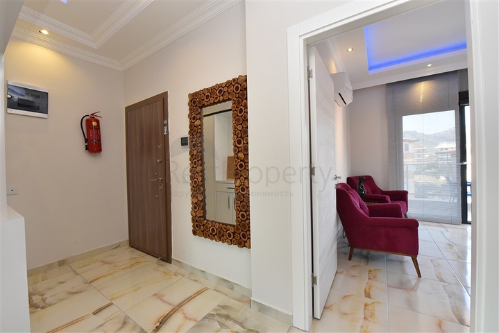 اطلالة بحر وقلعة - دوبلكس 4 غرف وصالة -في كاستل / الانيا 