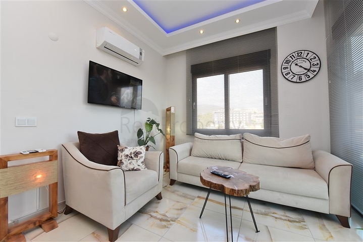 اطلالة بحر وقلعة - دوبلكس 4 غرف وصالة -في كاستل / الانيا 