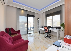 اطلالة بحر وقلعة - دوبلكس 4 غرف وصالة -في كاستل / الانيا 