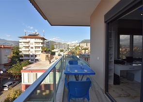 اطلالة بحر وقلعة - دوبلكس 4 غرف وصالة -في كاستل / الانيا 