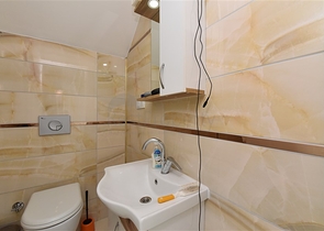 اطلالة بحر وقلعة - دوبلكس 4 غرف وصالة -في كاستل / الانيا 