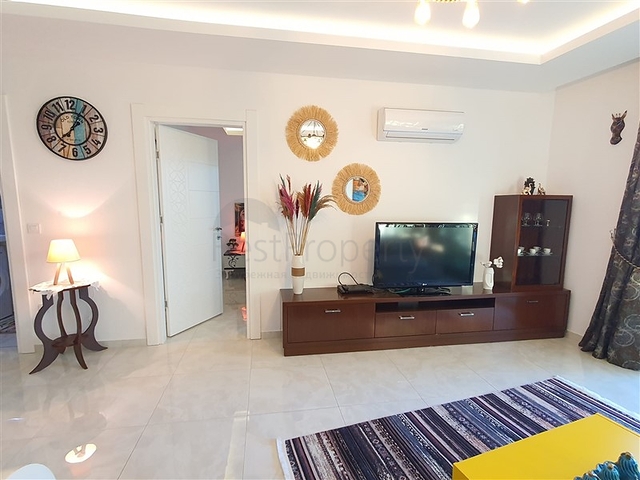 شقق فاخرة في الانيا - تصميم 1+1 - مفروشة - ضمن مجمع حديث في محمودلار / الانيا 