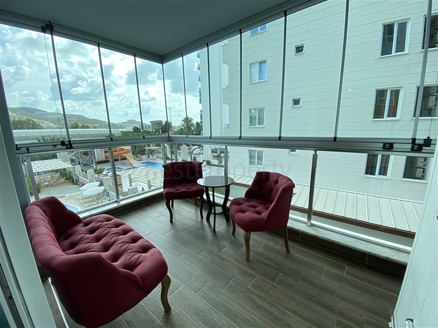 قريبة من البحر والخدمات -شقة غرفة وصالة مفروشة -في محمودلار / الانيا 