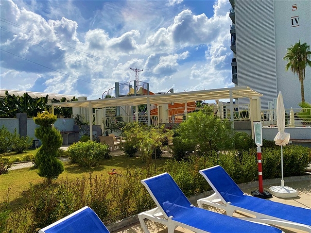 قريبة من البحر والخدمات -شقة غرفة وصالة مفروشة -في محمودلار / الانيا 