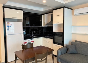 قريبة من البحر والخدمات -شقة غرفة وصالة مفروشة -في محمودلار / الانيا 