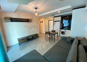 قريبة من البحر والخدمات -شقة غرفة وصالة مفروشة -في محمودلار / الانيا 