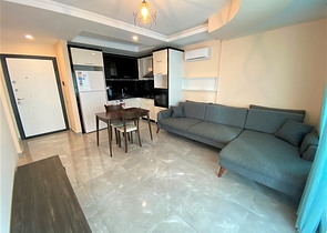 قريبة من البحر والخدمات -شقة غرفة وصالة مفروشة -في محمودلار / الانيا 