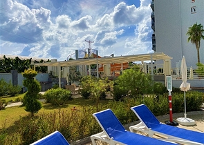 قريبة من البحر والخدمات -شقة غرفة وصالة مفروشة -في محمودلار / الانيا 