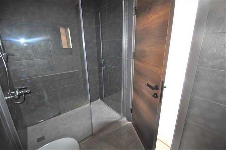 شقة للبيع ضمن مجمع فاخر في الانيا -تصميم 2 غرفة وصالة -في محمودلار / الانيا 