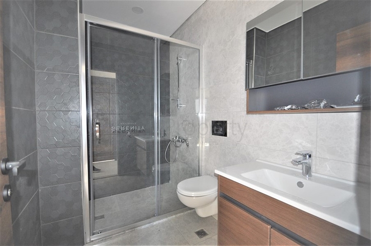 شقة للبيع ضمن مجمع فاخر في الانيا -تصميم 2 غرفة وصالة -في محمودلار / الانيا 