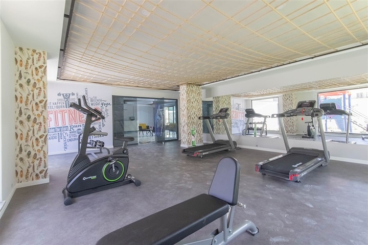 شقق للبيع في مركز الانيا - تصميم غرفة وصالة -مجمع حديث -في مركز الانيا 