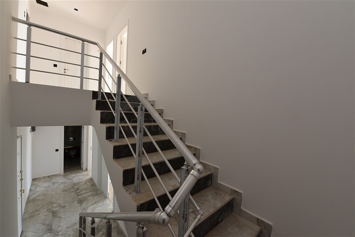 اطلالة بحر - دوبلكس 3 غرف وصالة -في كارجيجاك / الانيا 