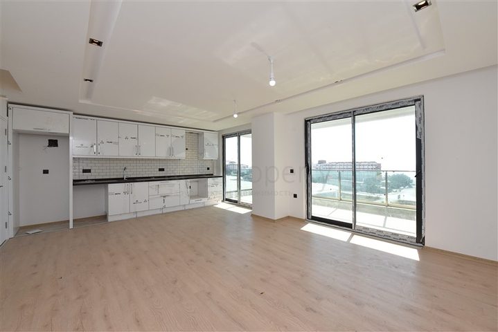 اطلالة بحر - دوبلكس 3 غرف وصالة -في كارجيجاك / الانيا 