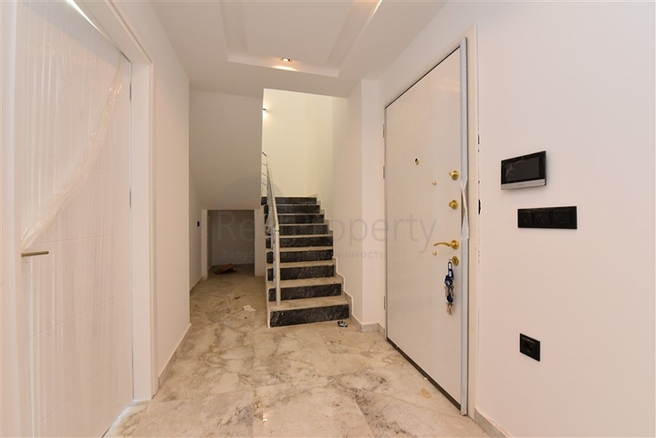 اطلالة بحر - دوبلكس 3 غرف وصالة -في كارجيجاك / الانيا 