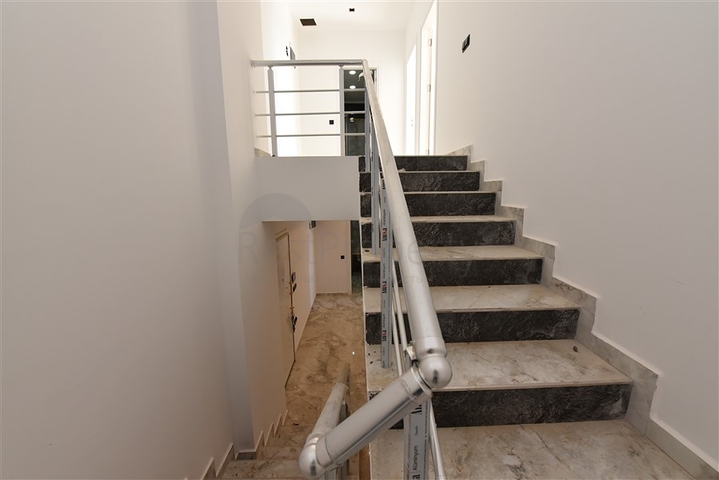 اطلالة بحر - دوبلكس 3 غرف وصالة -في كارجيجاك / الانيا 