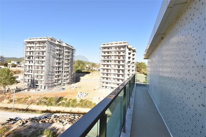 وسط الطبيعة - شقة عائلية 3 غرف وصالة -ضمن مجمع حديث -افسلار/ الانيا 