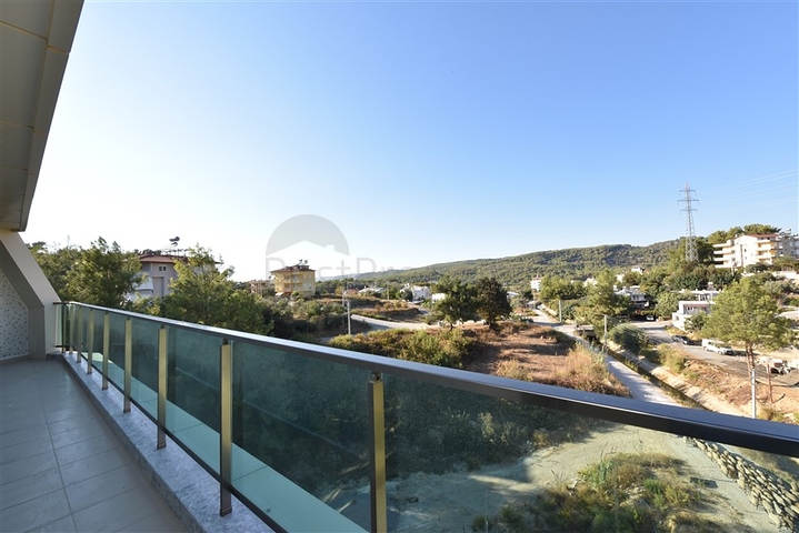 وسط الطبيعة - شقة عائلية 3 غرف وصالة -ضمن مجمع حديث -افسلار/ الانيا 