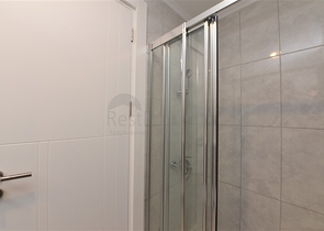 وسط الطبيعة - شقة عائلية 3 غرف وصالة -ضمن مجمع حديث -افسلار/ الانيا 